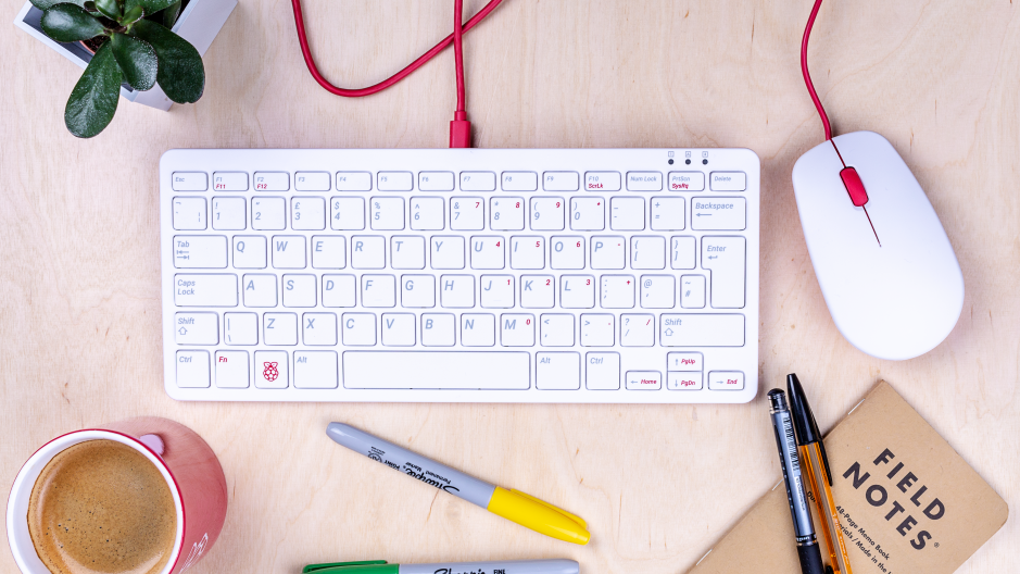 Teclado y mouse oficiales de Raspberry Pi