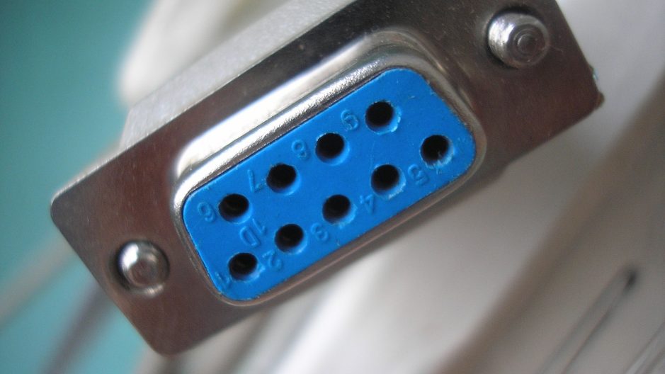Photo of a female RS232 serial port.